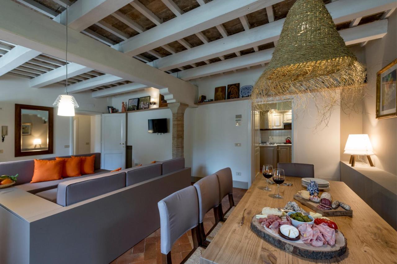 Villamena Assise Extérieur photo