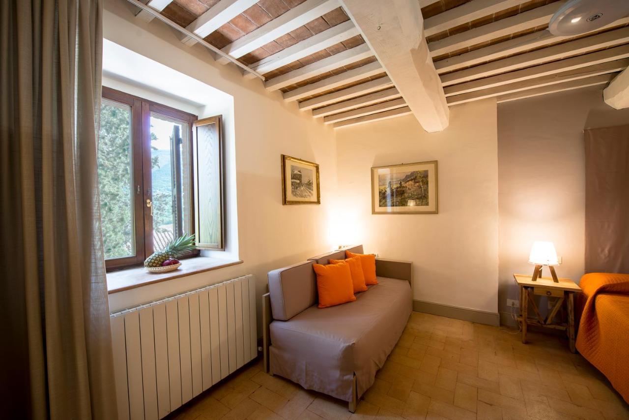 Villamena Assise Extérieur photo