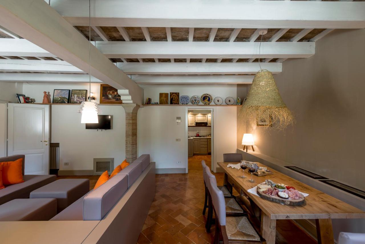 Villamena Assise Extérieur photo