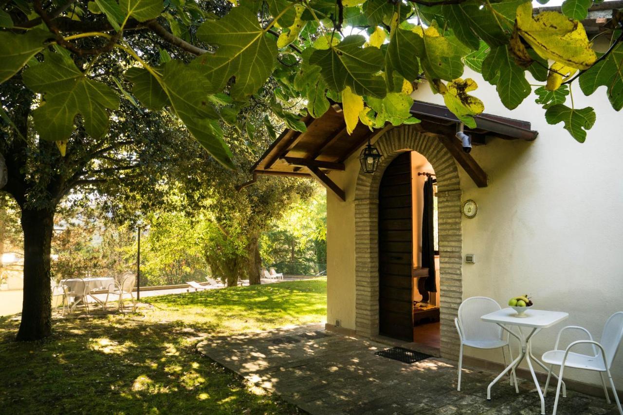 Villamena Assise Extérieur photo